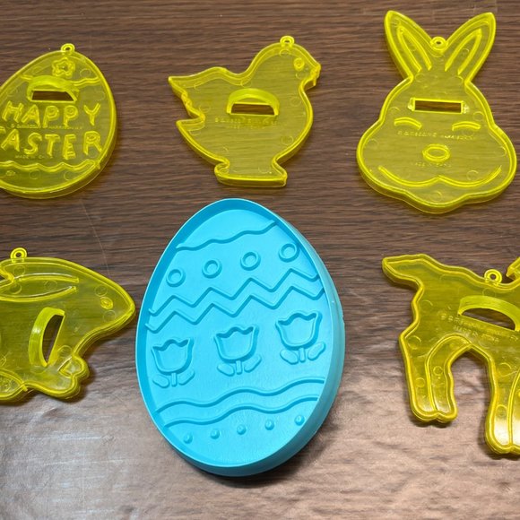Vintage Easter Cookie Cutters Lot of 6 Egg Bunny Chick Lamb Amscan Hallmark - Picture 2 of 8